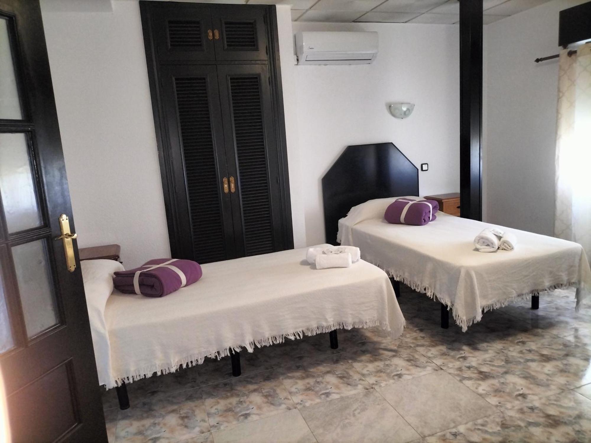 Hostal New York City Sonseca Zewnętrze zdjęcie