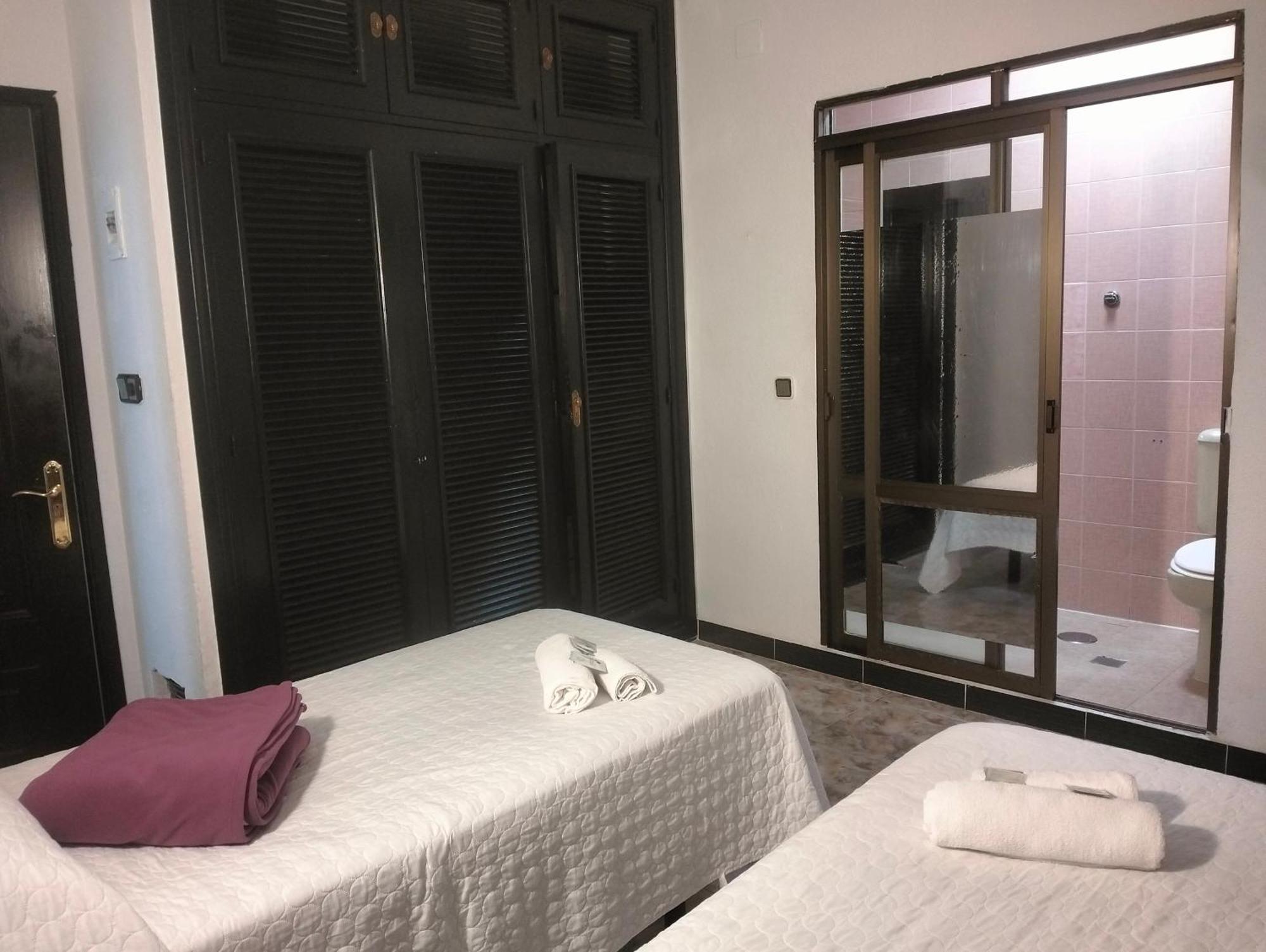 Hostal New York City Sonseca Zewnętrze zdjęcie