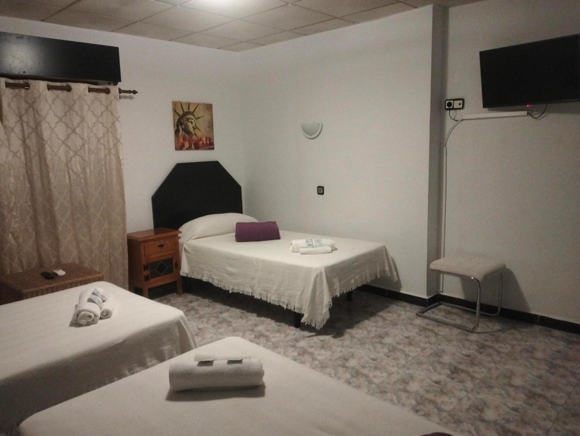 Hostal New York City Sonseca Zewnętrze zdjęcie